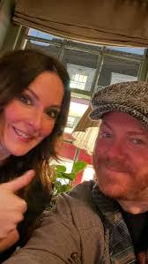 Kerry Lodge's Instagram, Twitter & Facebook