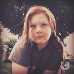 Alyssa Petry's Instagram, Twitter & Facebook