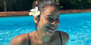 She was born on 24 june 1988 in lucknow, uttar pradesh, india. Sumona Chakravarti Wiki Height Biography Early Life Career Age Birth Date Marriage