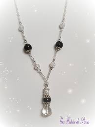 Le cristal de roche brut qui forme nos bijoux proviennent d'asie. Collier Tourmaline Noire Et Cristal De Roche Une Histoire De Pierres