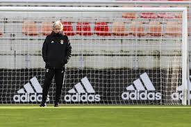 Basta carregares no nome do país no menu da esquerda e seleccionar a competição (resultados da liga, resultados das taças nacionais e outras competições). Jesus O Benfica Esta Num Momento Dificil Bom Dia