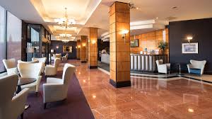 Andrew's church'a (0, 5 km) uğrayabilir. Hotels In Edinburgh City Centre Jurys Inn Stay Happy