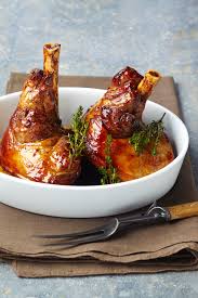 Une recette idéale pour recevoir, simple préchauffer le four à 150°c. Souris D Agneau Roties Au Miel A L Ail Rose Et Au Thym