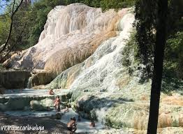 Prezzi e offerte pernottamento e prima colazione. Bagni San Filippo Relax Alle Terme Libere In Toscana