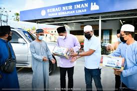 محمد ازيس بن جممن) is a malaysian politician who served as the deputy minister of home affairs in the pakatan harapan (ph) administration under former prime minister mahathir mohamad and former minister muhyiddin yassin from july 2018 to the collapse of. Dato Mohd Azis Bin Jamman Dato Mohd Azis Bin Jamman