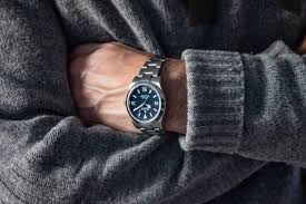 Since there are 25.4 millimeters in one inch 1, the length in inches is equal to millimeters divided by 25.4. A Week On The Wrist The Rolex Explorer Reference 214270 Hodinkee
