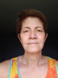 I had the absolute pleasure of meeting Carly Alfano yesterday for a  makeover. Carly is 27, newly engaged and in her first year of residency  here in Windsor with plans to practice