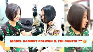 Gaya potongan rambut faux hawk (fohawk) yang berarti mohawk palsu merupakan variasi dari rambut mohawk. Download Kenapa Polwan Berambut Pendek Daily Movies Hub