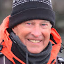 Laurie Dexter's Instagram, Twitter & Facebook