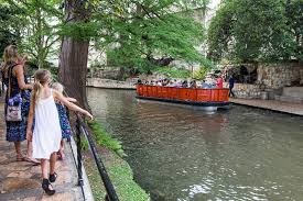 It's also home to some of san antonio's finest restaurants. The Gorgeous San Antonio River Walk Tx Don T Miss The Iron Cactus