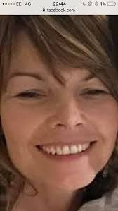 Lesley Betts's Instagram, Twitter & Facebook