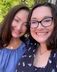 Casey Colwell (@caseylynn2590) • Threads, Say more