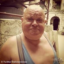 Triste nouvelle pour les amoureux de fort boyard. Fort Boyard Fr Personnage La Boule