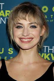 Imogen Poots Em That Awkward Moment Premiere In New York That Awkward Moment Foto Compartilhado Por Corrina Portugues De Partilha De Imagens Imagens