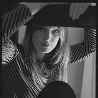 Miranda Lee Richards