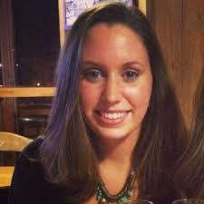 Laura Oller's Instagram, Twitter & Facebook