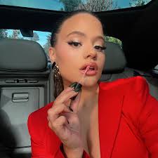 Sarah Jeffery (@sarahmjeffery) • Instagram photos and videos