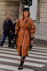 The Best Looks From The Streets Of Milan Fashion Week Fall 2020 Leather Dress Street Style Street Style Dress Autumn Street Style