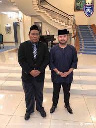 Tahukah anda siapa dia ustaz auni mohamad? Eksklusif Kenapa Ustaz Auni Mengadap Tmj Malaysiagazette