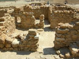 I manoscritti di qumran presentano molteplici punti di contatto. Qumran Il Segreto Degli Esseni Rivelato Da Gianluca Sablone