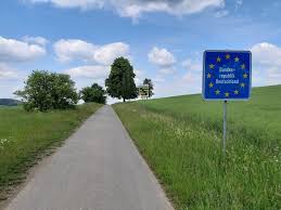 It is part of the municipality of lobendava.severní is part of the northernmost municipality of the czech republic (severní literally means north). Trekkingbike Sluknov Lobendava Ehrenberg Bad Schandau Hrensko Jetrichovice Brtniky Tour 173406