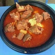 In your head you may picture yourself picking up a spoon, dipping it as most people who travel to ghana will have their fufu made for them at a restaurant or someone's house, the real task is knowing how to eat it. The Meals Which Build Up Ghanaians Blakkpepper