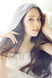 Chân dung mỹ nhân tuổi U40 sắp làm con dâu 'ông trùm' Hướng Hoa Cường