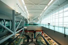 În cabină, își va face apariția viitoarea generație a sistemului pure panel cu instrumentar de bord digital. Aeroportul Otopeni Henri CoandÄƒ Bog Art