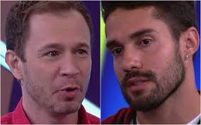 Leifert inició su carrera como reportero del tradicional desafio ao galo, programa dedicado al fútbol amateur. B5qf7lt5m7crum