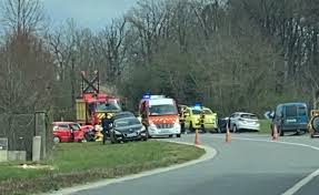 Avignon contrôlé une nouvelle fois sans permis. Blois Quatre Blesses Dans Une Violente Collision