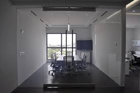 Privacyvue Switchable Glass Permits Both Natural Daylight And Complete Privacy On Demand I Want This If I Ever Have An E Smart Glass Privacy Glass Glass Wall