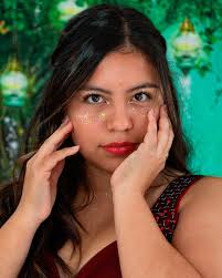 𝗞𝗔𝗟𝗜𝗣𝗦𝗔✨ Entre sueños y magia, donde la realidad se convierte en  fantasía. ✨ Model: @danicelis1 #portraitphotography #canoncolombia  #canonlatam #artistacanon #portraits #shine