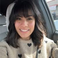 Jessica Dinkel's Instagram, Twitter & Facebook