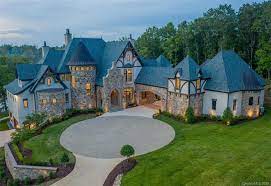 Kit & caboodle estate sales. Mooresville Estate Breaks Charlotte Area Home Sale Record Local News Statesville Com