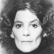 Born in southport, lancashire (now merseyside), england, she emigrated to canada on august 26, 1948 with her mother edna, her father harry and younger brother gary. About Jackie Burroughs Canadian Actress 1939 2010 Biography Facts Career Wiki Life
