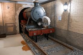 Un Escape Game Harry Potter Carnet Prune Blog Lifestyle Et bien bonne nouvelle, ces derniers vont pouvoir tester leurs connaissances grâce à l'escape game signé eventyr qui vient de s'installer juste à côté de la ville de bordeaux. un escape game harry potter carnet