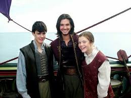 The Voyage Of The Dawn Treader Chronicles Of Narnia Narnia Cast Narnia