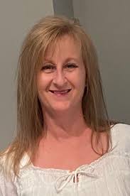 Wanda Turk's Instagram, Twitter & Facebook