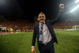 Pada piala aff 2010, malaysia pernah mengalami kondisi seperti itu. Mehmet Kekal Bimbing Perak Football Tribe Malaysia