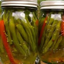 Sweet And Hot Pickled Green Beans With Fresh Green Beans Red Bell Pepper Garlic Red Pepper Flak Pickled Green Beans Canning Beans Pickled Green Bean Recipes