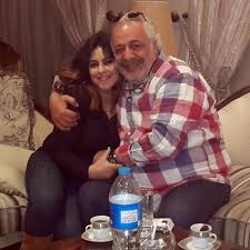 كشفت الفنانة نهى عابدين عن الأسباب التي جعلتها تعلن اعتزالها التمثيل في وقت سابق، مشيرة إلى أنها مرة بمرحلة اكتئاب شديدة. Ù†Ù‡Ù‰ Ø¹Ø§Ø¨Ø¯ÙŠÙ† Ø§Ø´ØªÙ‡Ø±Øª Ø¨Ù€ ÙÙ„ÙÙ„ Ø´Ø·Ø© ÙˆØ²ÙˆØ¬Ù‡Ø§ Ø§Ø¨Ù† Ù†Ø¬Ù… Ø³ÙˆØ±ÙŠ Ø´Ù‡ÙŠØ± ÙÙ† Ø¬Ø±ÙŠØ¯Ø© Ø§Ù„Ø²Ù…Ø§Ù†