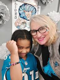 Lela Dunn's Instagram, Twitter & Facebook