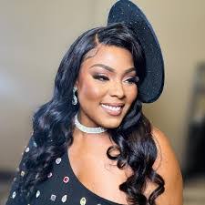 Jackie Mortimer's Instagram, Twitter & Facebook