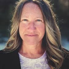 Amanda Concannon's Instagram, Twitter & Facebook