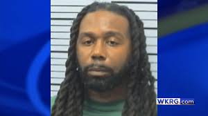 Vigor volunteer football coach arrested, allegedly sold drugs