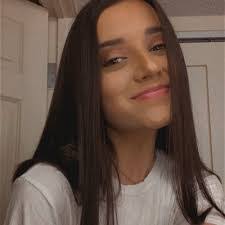 Tiffany Dunham's Instagram, Twitter & Facebook