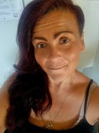 Finns det någon tjej mellan gävle Sandviken som som är mellan 27 .30 skrev  dm då