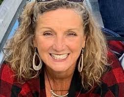 🌟 Meet Renee Binkley, Our Amazing Tour Guide! 🌟 Renee is a Nashville  native with a BBA in Marketing and Business Administration. After retiring  from the YMCA of Middle Tennessee, where she