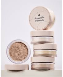 It ensures sweat or excess sebum does not get in the way. Matte Natural Fairest Foundation