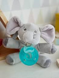 Listed here are all our official plushes and stores. Philips Avent Soothie Snuggle Pacifier 0m Giraffe Scf347 01 0 3 Month Brown Scf347 01 Buy Online At Best Price In Uae Amazon Ae